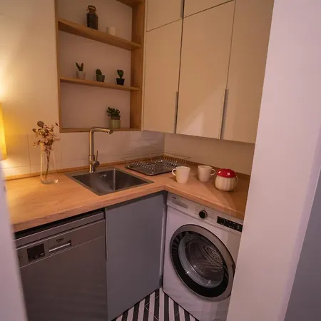 Zen Na Dan, Apartament